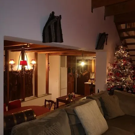 Anemoria Chalets-castalia * Eptálofos