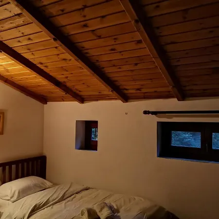 Anemoria Chalets-castalia *