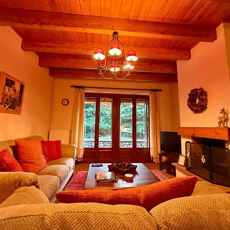 Anemoria Chalets-castalia Eptálofos